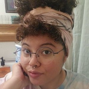 Meet your Posher, Britany